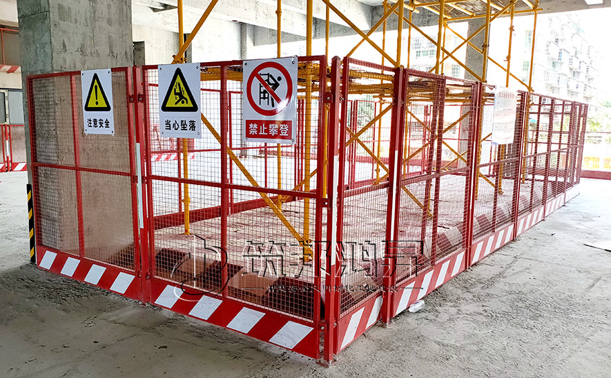 建筑工地塔吊護(hù)欄，塔吊基礎(chǔ)護(hù)欄